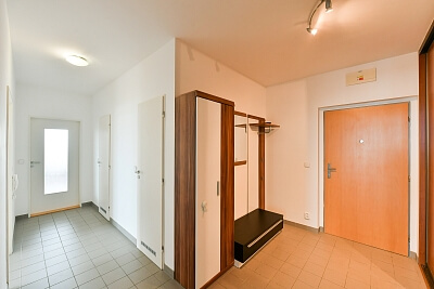 Sluneční náměstí, Stodůlky - Praha 5 | Pronájem, Byt 3+kk, 110 m²