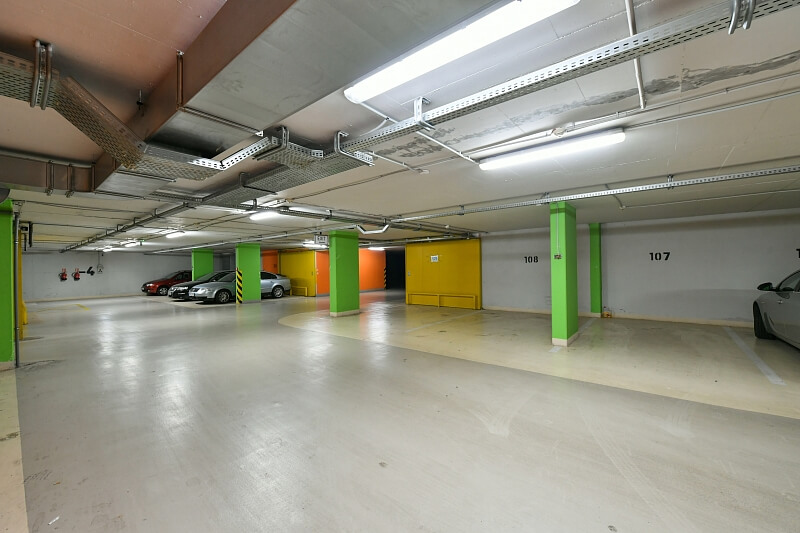 Sluneční náměstí, Stodůlky - Prague 5 | Rent, Apartment Two-bedroom (3+kk), 110 m²