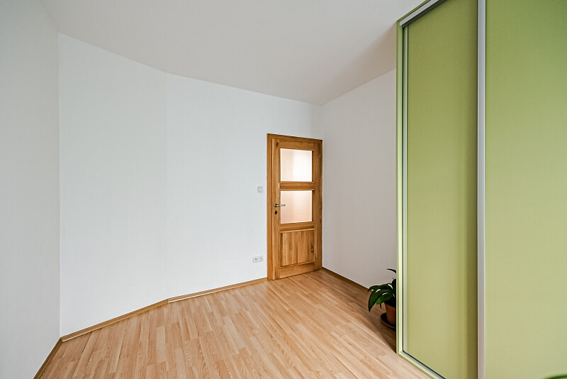 Pod Areálem, Šterboholy - Prague 10 | Rent, Apartment Three-bedroom (4+kk), 132 m²