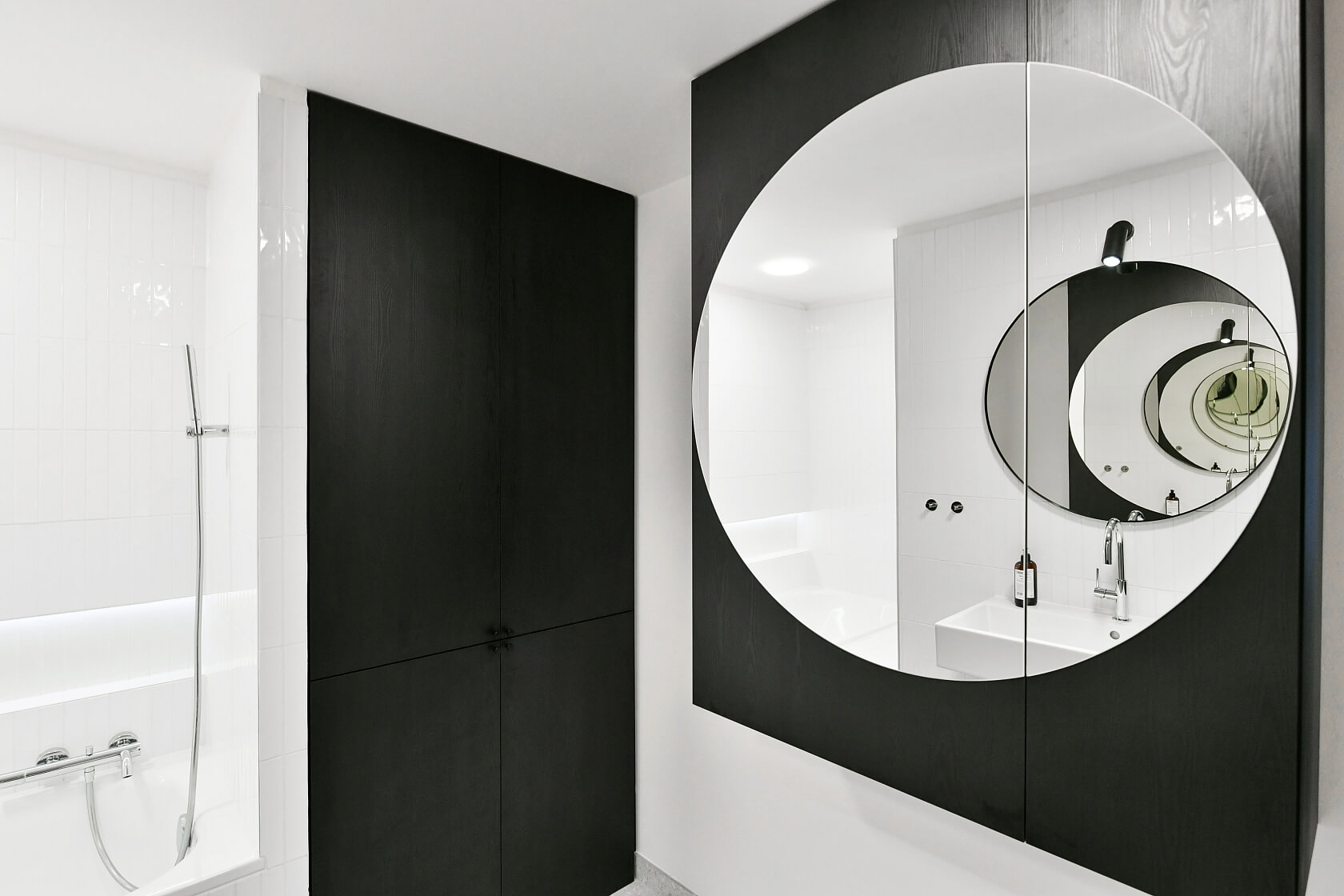 Sokolovská, Karlín - Prague 8 | Rent, Apartment One-bedroom (2+1), 75 m²