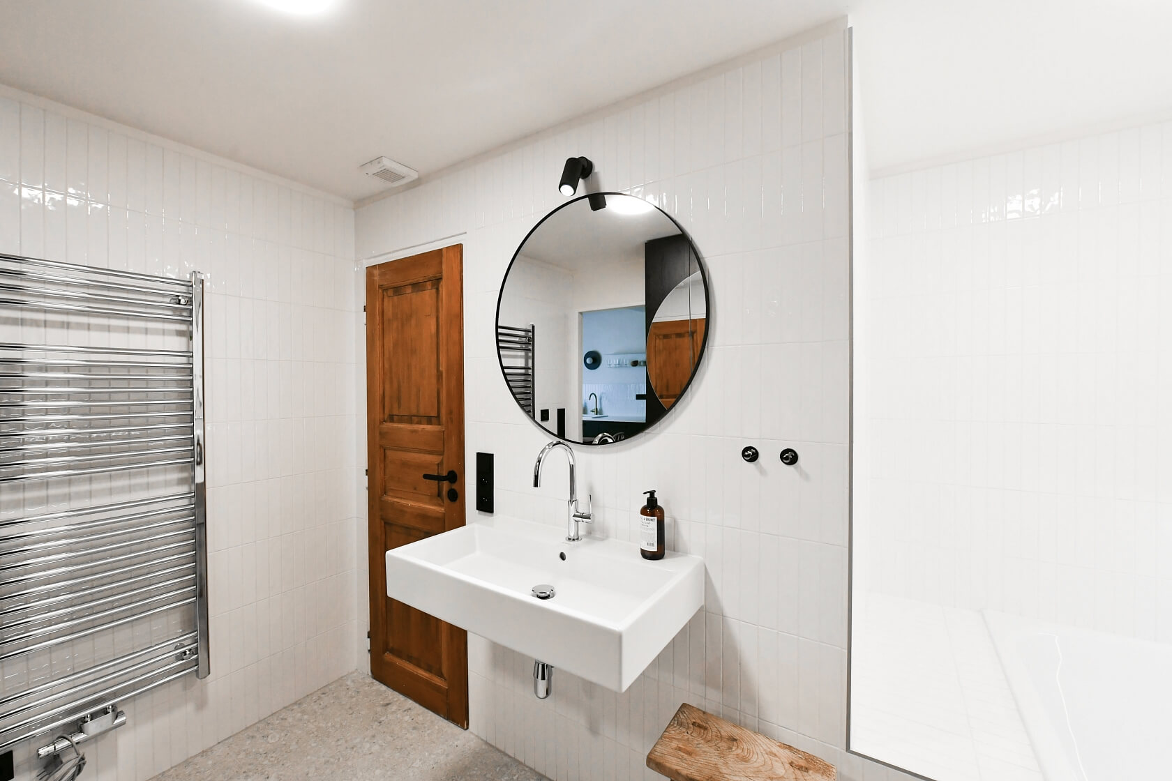 Sokolovská, Karlín - Prague 8 | Rent, Apartment One-bedroom (2+1), 75 m²