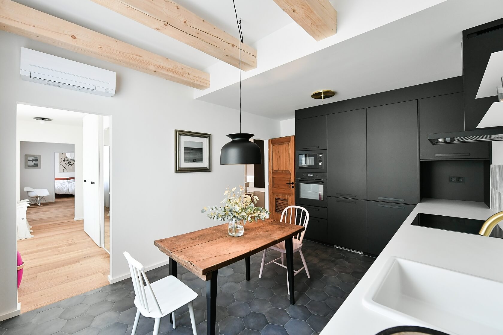 Sokolovská, Karlín - Prague 8 | Rent, Apartment One-bedroom (2+1), 75 m²