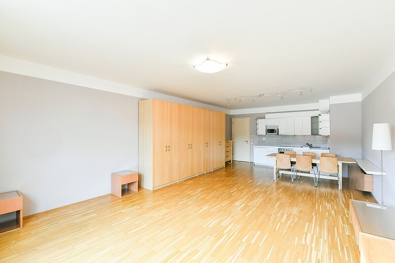 Rohanské nábřeží, Karlín - Praha 8 | Pronájem, Byt 1+kk, 55 m²