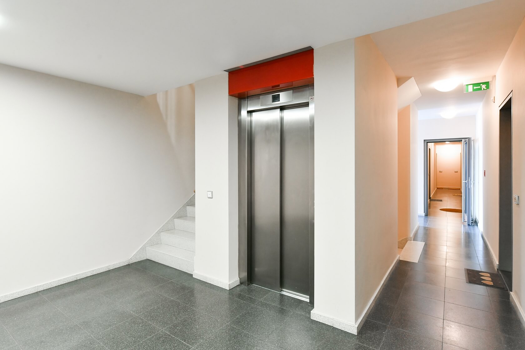 Rohanské nábřeží, Karlín - Praha 8 | Pronájem, Byt 1+kk, 55 m²