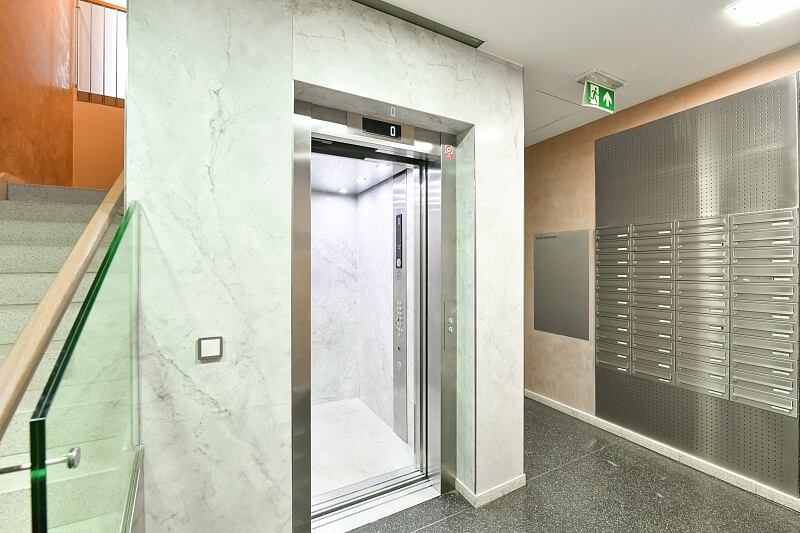 Rohanské nábřeží, Karlín - Praha 8 | Pronájem, Byt 1+kk, 55 m²