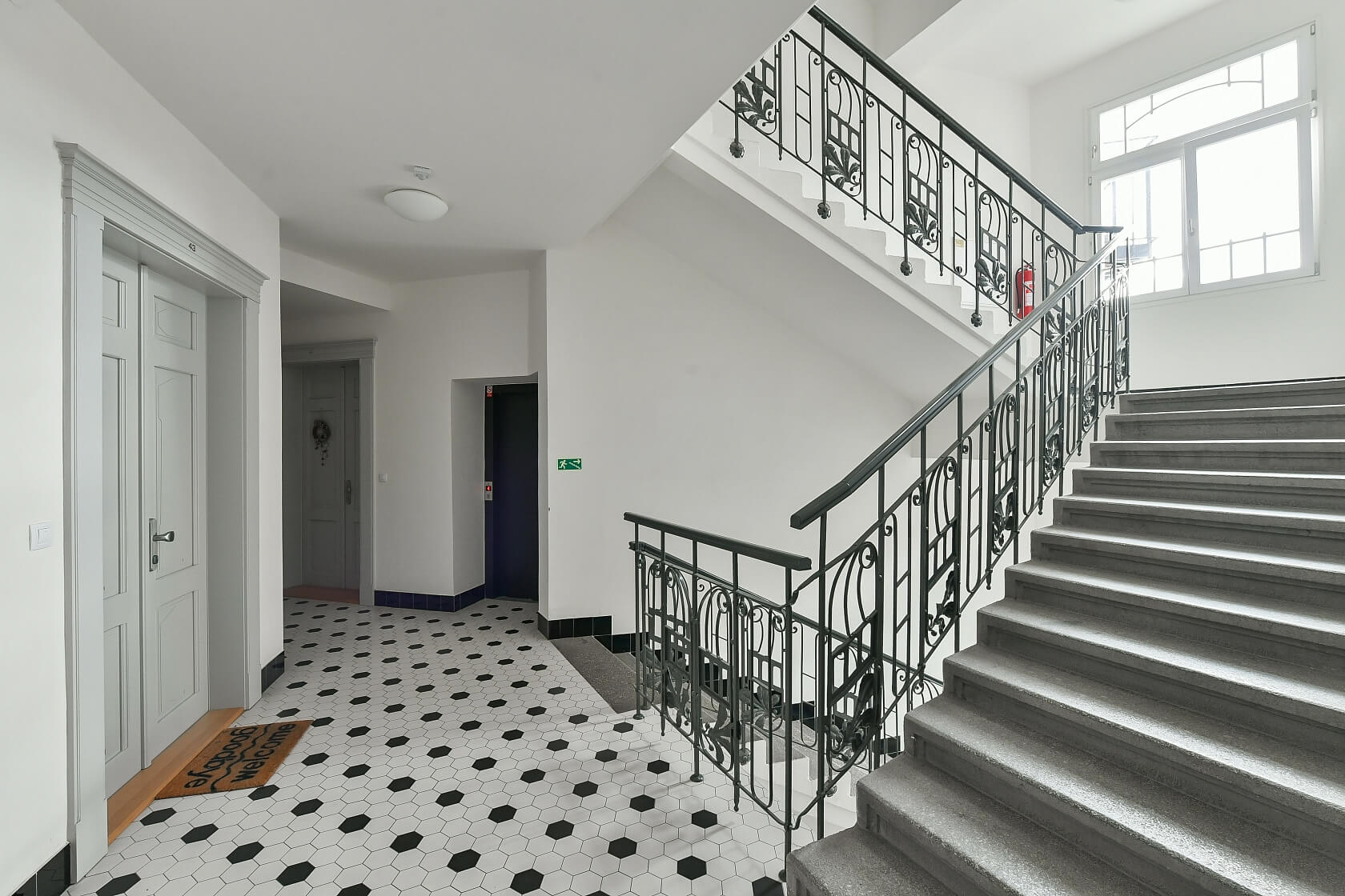 Na Spojce, Vršovice - Prague 10 | Rent, Apartment One-bedroom (2+kk), 43 m²