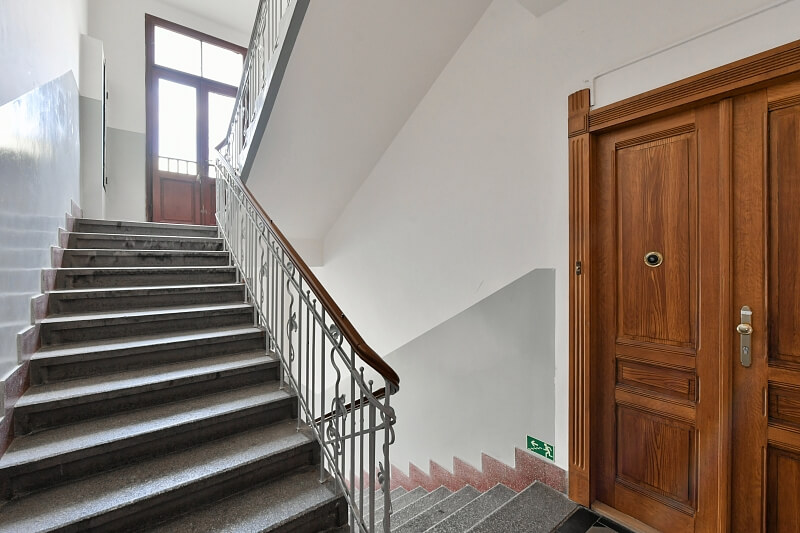 Zoubkova, Smíchov - Prague 5 | Sale, Apartment One-bedroom (2+kk), 47 m²