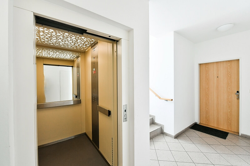 Počernická, Strašnice - Prague 10 | Sale, Apartment One-bedroom (2+kk), 62 m²