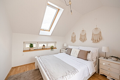 Za Pohořelcem, Střešovice - Prague 6 | Sale, Apartment Three-bedroom (4+kk), 177 m²