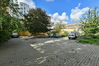 Vítkova, Karlín - Prague 8 | Rent, Apartment One-bedroom (2+kk), 78 m²