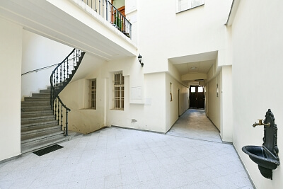 Jakubská, Staré Město - Prague 1 | Rent, Apartment Studio (1+1), 39 m²