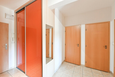 Marty Krásové, Čakovice - Praha 9 | Pronájem, Byt 2+kk, 58 m²