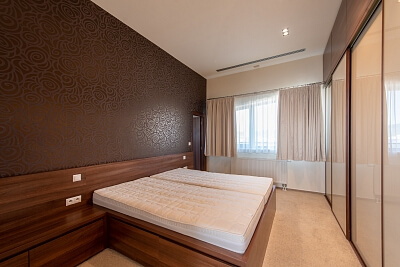 Bratislavský kraj, Ružinov - Bratislava II | Pronájem, Byt 3+kk, 196 m²