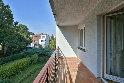 Gončarenkova, Braník - Prague 4 | Sale, Apartment One-bedroom (2+kk), 90 m²