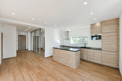 Jihozápadní IV, Záběhlice - Praha 4 | Pronájem, Byt 2+kk, 97 m²