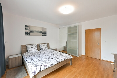 Paťanka, Dejvice - Prague 6 | Rent, Apartment One-bedroom (2+kk), 67 m²