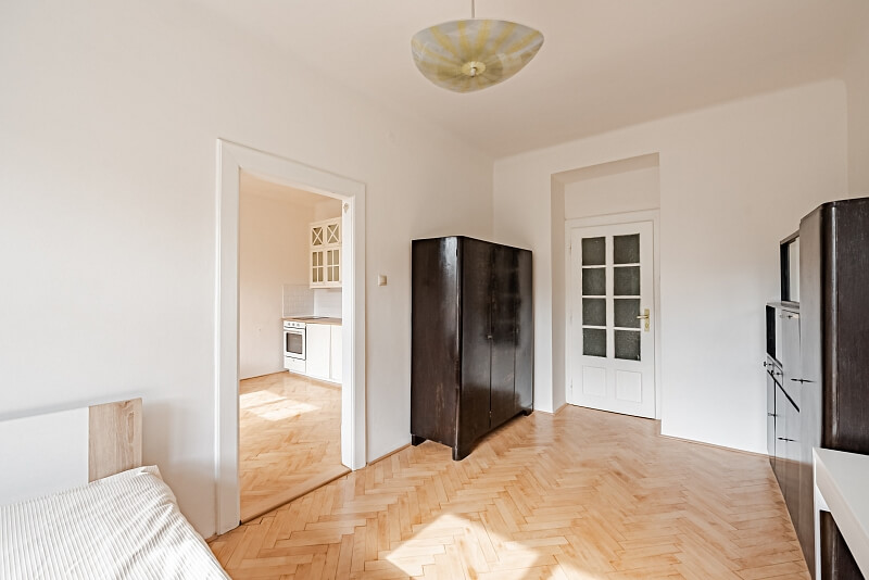 Čiklova, Nusle - Prague 2 | Rent, Apartment One-bedroom (2+kk), 58 m²