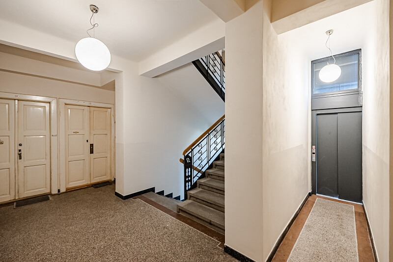 Čiklova, Nusle - Prague 2 | Rent, Apartment One-bedroom (2+kk), 58 m²