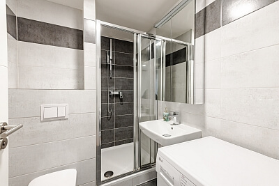 28. pluku, Vršovice - Prague 10 | Sale, Apartment One-bedroom (2+kk), 46 m²