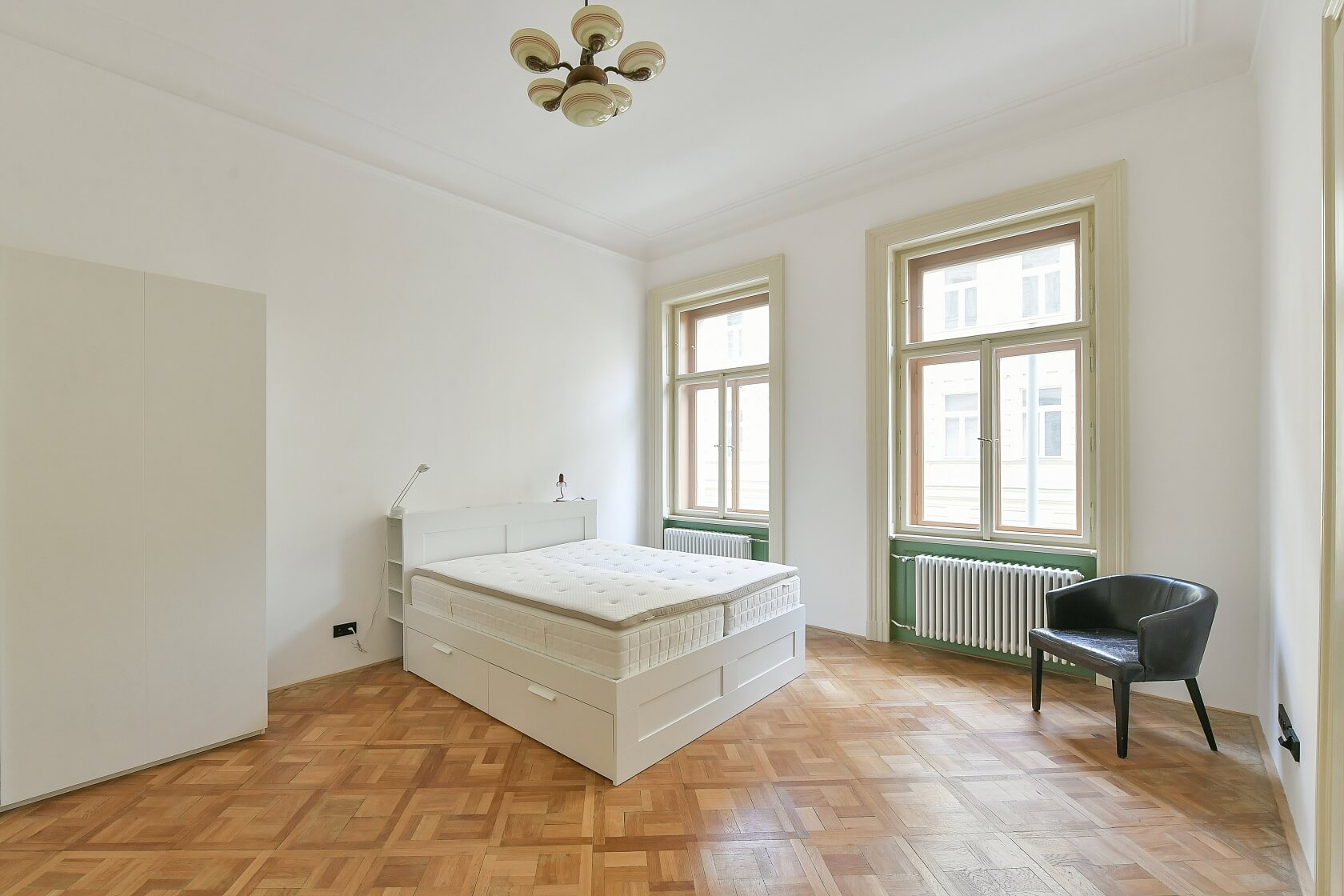 Vinohrady - Prague 2 | Rent, Apartment Two-bedroom (3+1), 152 m²