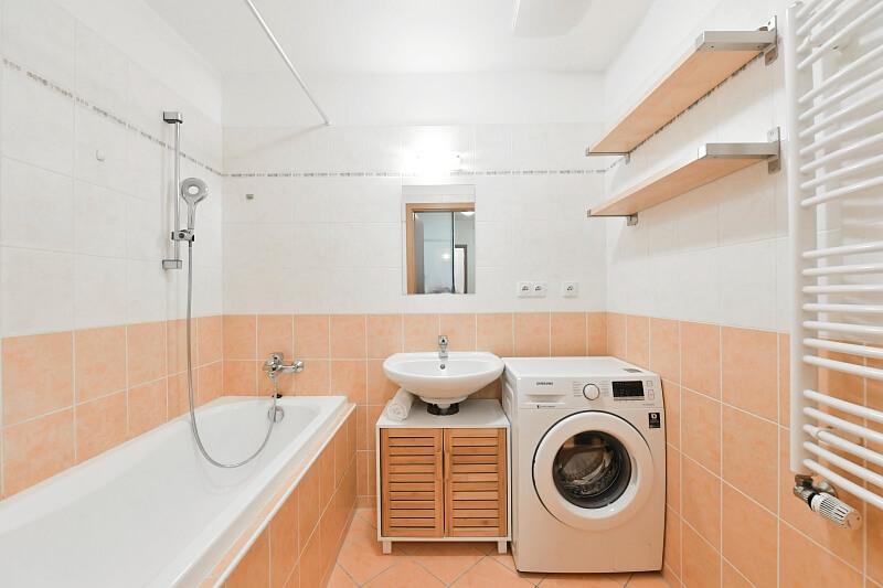 Poupětova, Holešovice - Prague 7 | Rent, Apartment One-bedroom (2+kk), 50 m²