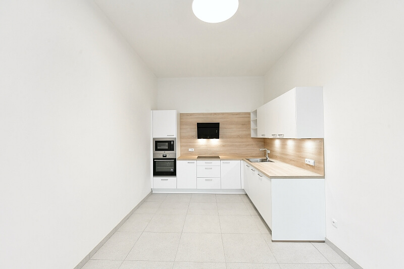 Ječná, Nové Město - Prague 2 | Rent, Apartment One-bedroom (2+1), 98 m²