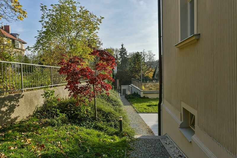 Zapova, Smíchov - Praha 5 | Pronájem, Byt 2+kk, 52 m²