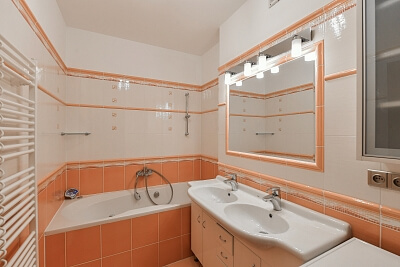 Flajská, Strašnice - Prague 10 | Rent, Apartment Three-bedroom (4+1), 112 m²