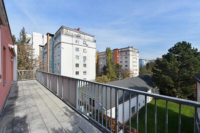 Flajská, Strašnice - Prague 10 | Rent, Apartment Three-bedroom (4+1), 112 m²