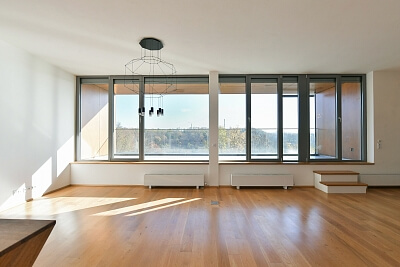 Mezitraťová, Hrdlořezy - Prague 9 | Rent, Apartment Two-bedroom (3+kk), 140 m²