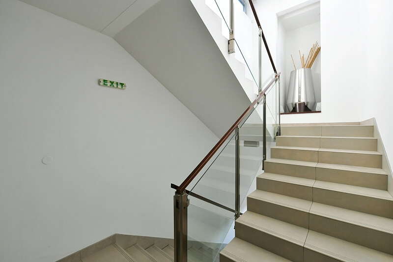 Mezitraťová, Hrdlořezy - Prague 9 | Rent, Apartment Two-bedroom (3+kk), 140 m²