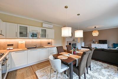 Bělušická, Újezd nad Lesy - Prague 9 | Rent, House Three-bedroom (4+kk), 154 m²