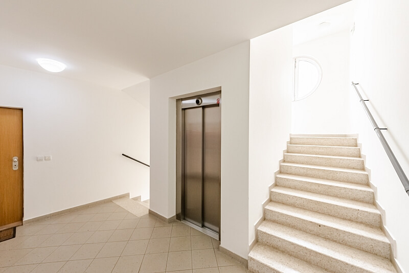 Nad Okrouhlíkem, Libeň - Praha 8 | Prodej, Byt 3+kk, 91 m²