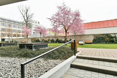 Kurta Konráda, Libeň - Prague 9 | Rent, Apartment One-bedroom (2+kk), 77 m²