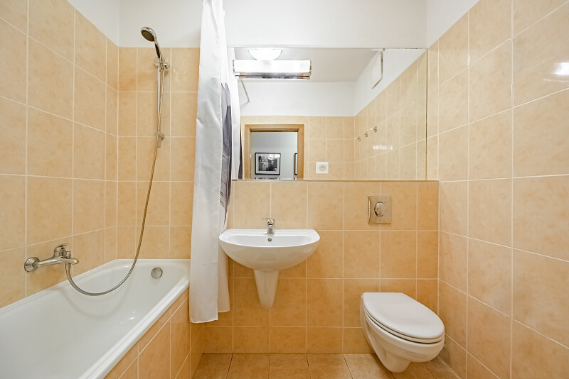 Jeseniova, Žižkov - Prague 3 | Sale, Apartment One-bedroom (2+kk), 62 m²