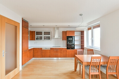 Kovanecká, Libeň - Prague 9 | Rent, Apartment Three-bedroom (4+kk), 120 m²