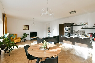 Slezská, Vinohrady - Prague 2 | Rent, Apartment One-bedroom (2+kk), 92 m²