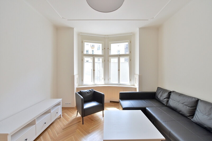 Pecháčkova, Smíchov - Prague 5 | Rent, Apartment One-bedroom (2+kk), 58 m²