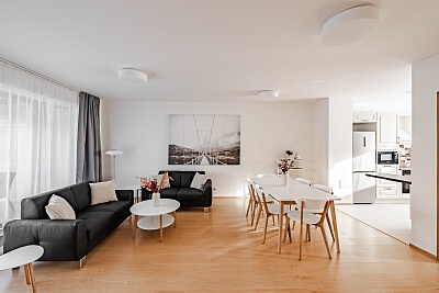 Husova, Drahelčice - Praha-západ | Pronájem, Rodinný dům 4+kk, 130 m²