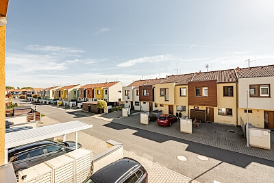 Husova, Drahelčice - Praha-západ | Pronájem, Rodinný dům 4+kk, 130 m²