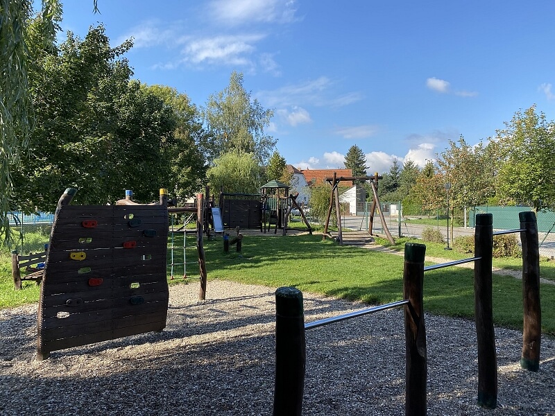 Husova, Drahelčice - Praha-západ | Rent, House Three-bedroom (4+kk), 130 m²