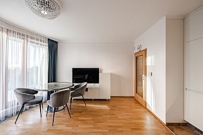 Nad Dalejským údolím, Stodůlky - Praha 5 | Pronájem, Byt 2+kk, 60 m²