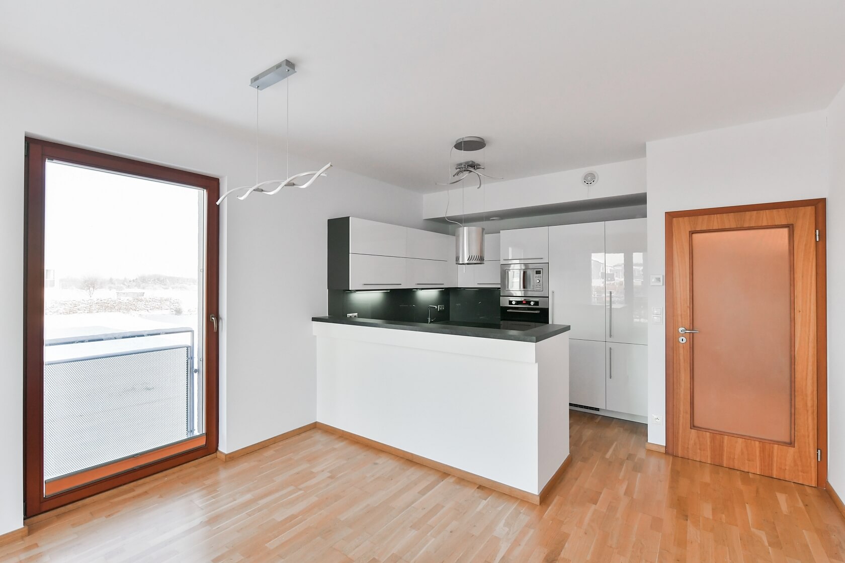 V Bytovkách, Uhříněves - Praha 10 | Pronájem, Byt 3+kk, 143 m²