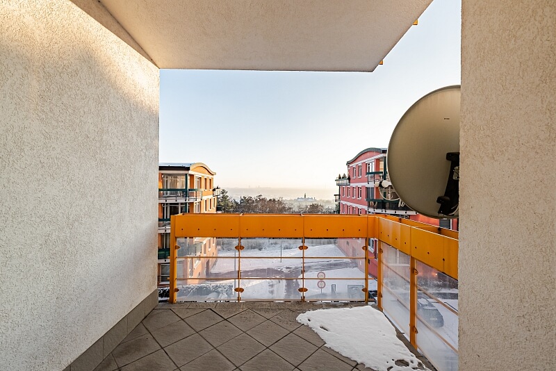 Nad Okrouhlíkem, Libeň - Prague 8 | Sale, Apartment Two-bedroom (3+kk), 91 m²