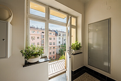 Jugoslávských partyzánů, Bubeneč - Prague 6 | Rent, Apartment One-bedroom (2+kk), 64 m²