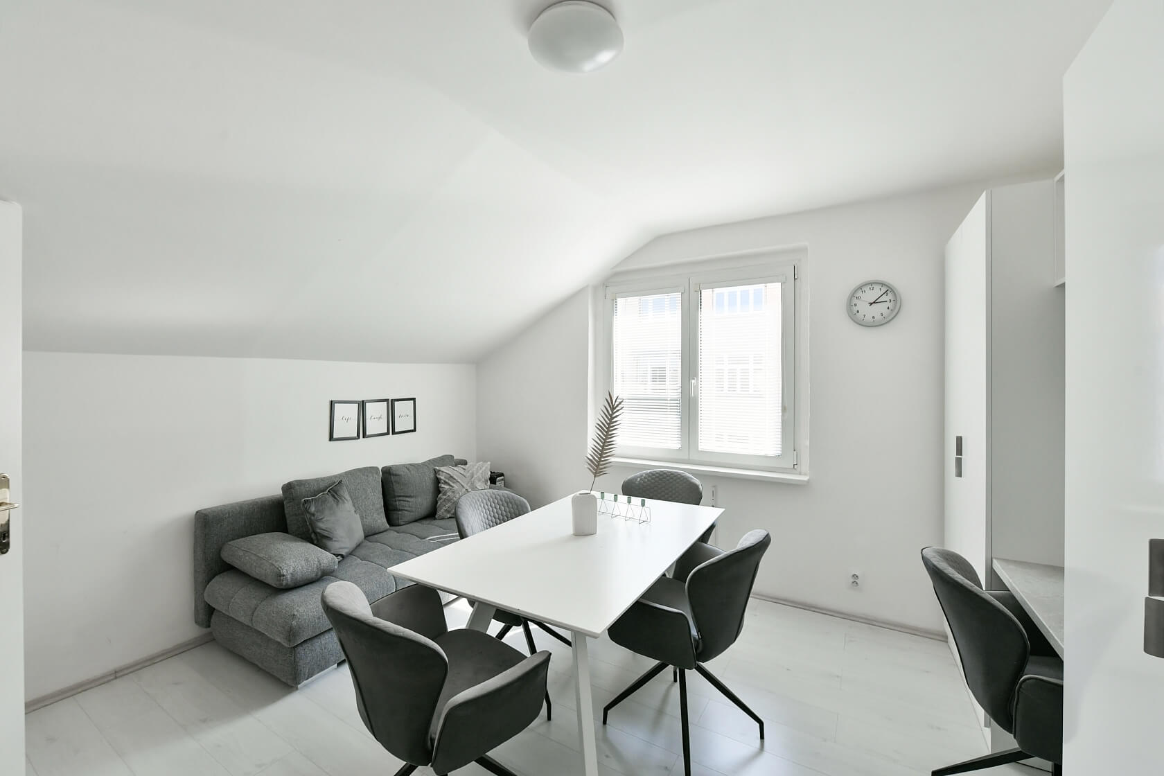 Školská, Nové Město - Praha 1 | Pronájem, Byt 2+kk, 55 m²