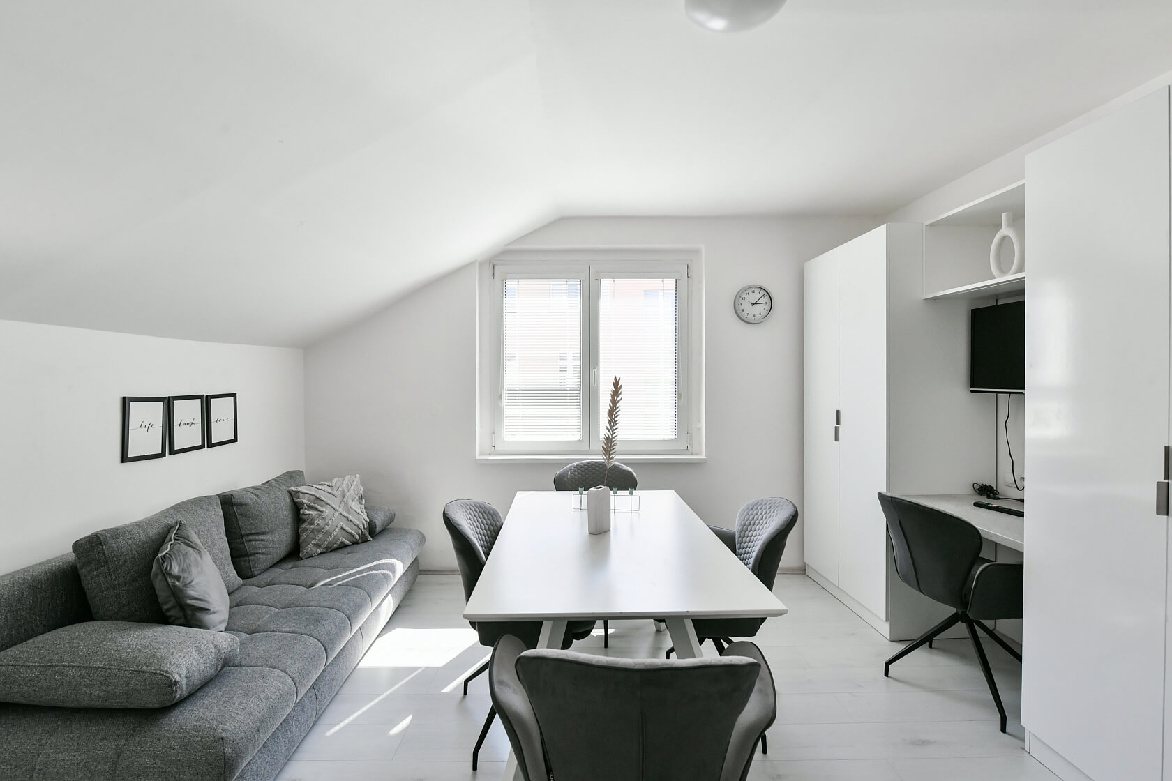 Školská, Nové Město - Prague 1 | Rent, Apartment One-bedroom (2+kk), 55 m²