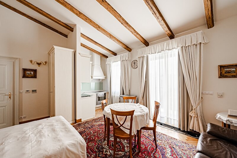 Italská, Vinohrady - Praha 2 | Pronájem, Byt 1+kk, 49 m²