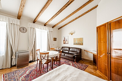 Italská, Vinohrady - Praha 2 | Pronájem, Byt 1+kk, 49 m²