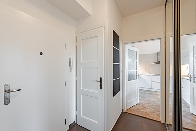Kamenická, Holešovice - Prague 7 | Sale, Apartment One-bedroom (2+kk), 47 m²